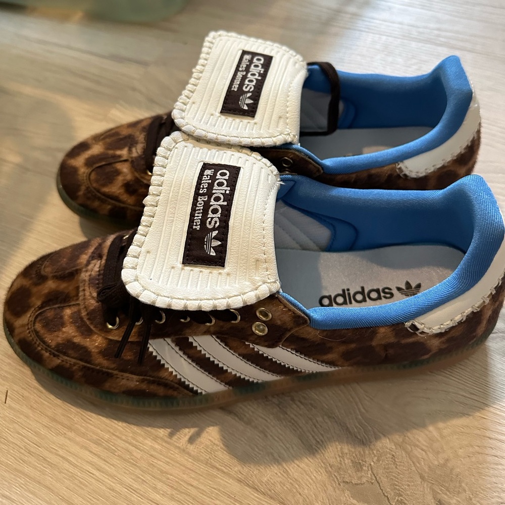 Women’s cheetah wales bonner